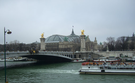 Photo:  Il ponte Alessandro III e il Grand Palais